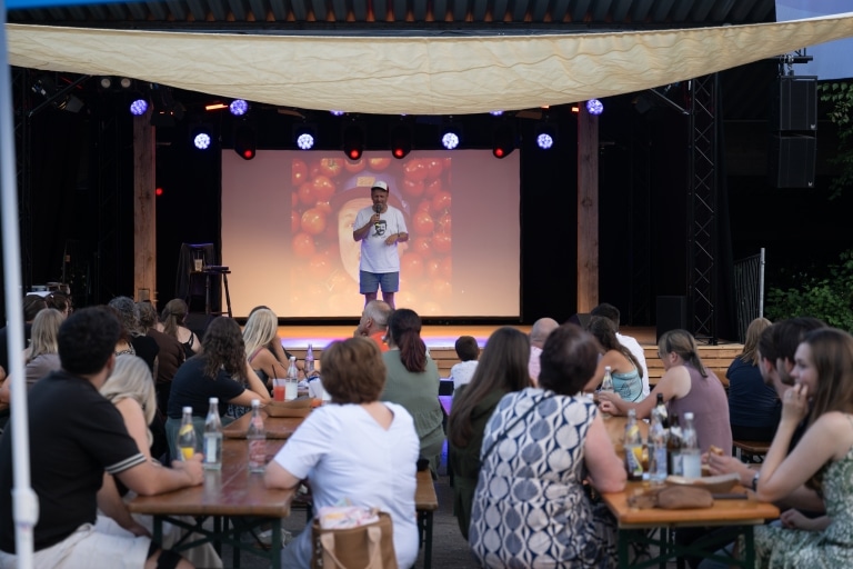 ULRICHSHOF Familienfestival 2026 - Bühne mit Christian Bumillo